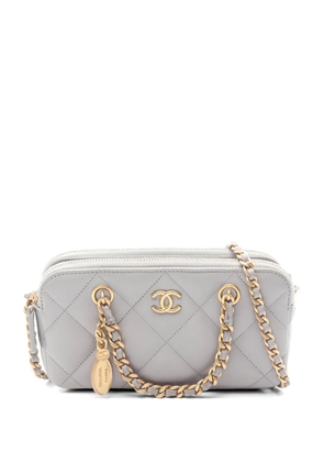 CHANEL Pre-Owned 2021 Matelasse tote bag - Grey