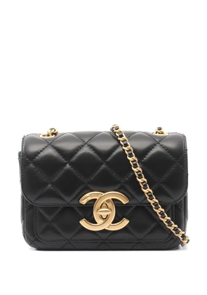 CHANEL Pre-Owned 2021 Matelasse chain shoulder bag - Black
