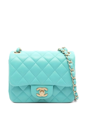 CHANEL Pre-Owned 2019 matelasse chain crosss body bag - Green