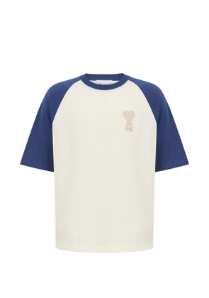 AMI Paris logo-patch T-shirt - Neutrals