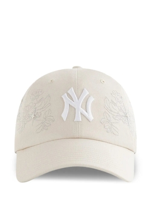 KITH x Lisa & '47 New York Yankees cap - Neutrals