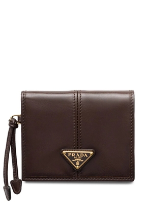 Prada logo-plaque leather wallet - Brown