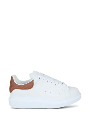 Alexander McQueen quilted sneakers - White