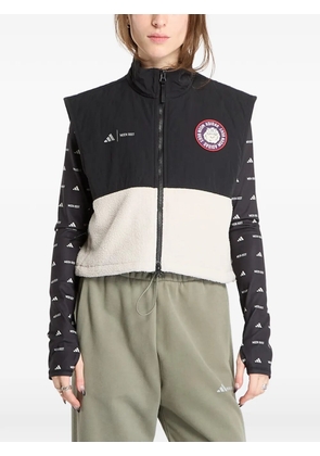 adidas x Moon Boot logo-appliqué gilet - Black