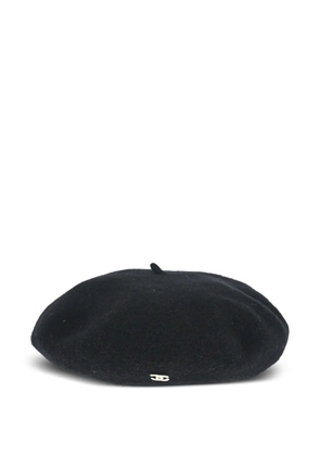 CHANEL Pre-Owned 1990-2000s logo-detail beret - Black
