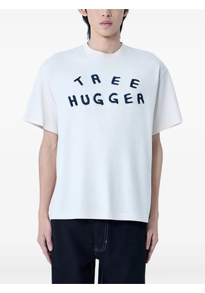 STORY mfg. logo-embroidered T-shirt - Neutrals