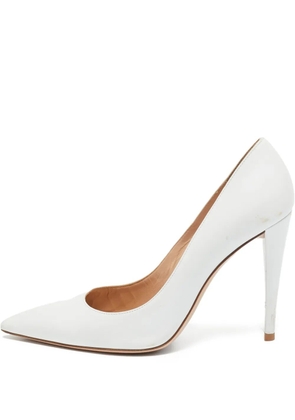 Gianvito Rossi pre-owned 110mm pointed-toe pumps - White