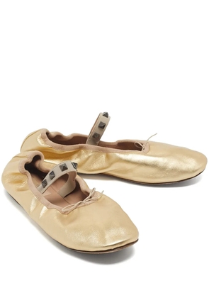 Valentino Garavani Pre-Owned Rockstud bow-detail ballet flats - Gold