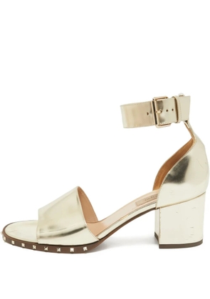 Valentino Garavani Pre-Owned 60mm metallic sandals - Gold