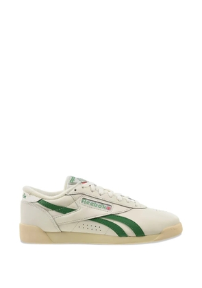Reebok Freestyle Lo Shoes sneakers - Neutrals