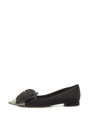 Miu Miu Pre-Owned crystal-embellished bow flat pumps - Black