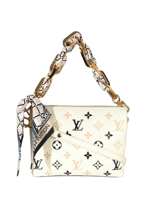 Louis Vuitton Pre-Owned 2021-2025 Coussin BB lambskin bag - Neutrals