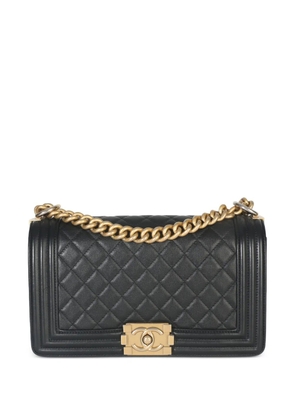 CHANEL Pre-Owned 2018 medium Boy quilted lambskin bag - Black