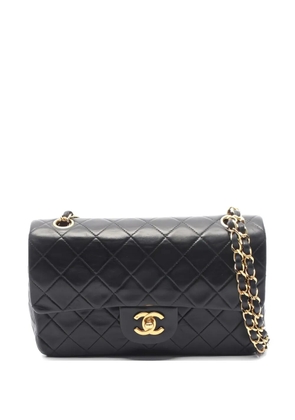CHANEL Pre-Owned 1997-1999 matelassé flap shoulder bag - Black