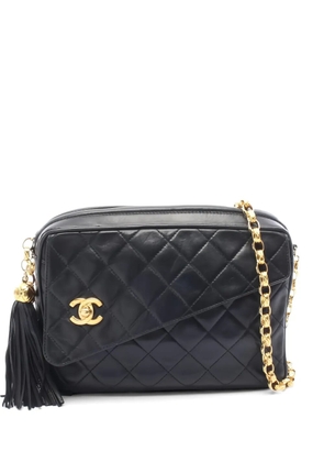 CHANEL Pre-Owned 1986 Camera matelasse fringe shoulder bag - Black