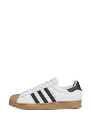 adidas Superstar logo-print sneakers - White