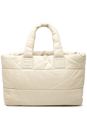 CHANEL Pre-Owned 2008-2009 Large Lambskin Coco Cocoon tote bag - White