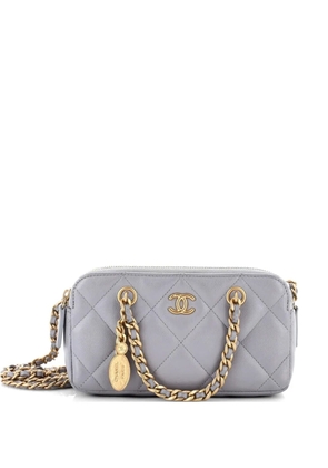 CHANEL Pre-Owned Medallion Charm Double Zip with Chain Quilted Caviar clutch bag - Grey