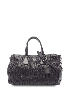 Prada Pre-Owned 2010-2025 Nappa Gaufre satchel - Black