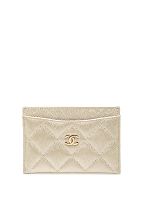 CHANEL Pre-Owned 2016-2017 CC Quilted Caviar card holder - Gold