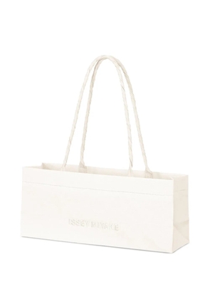 Issey Miyake twisted handle shoulder bag - White