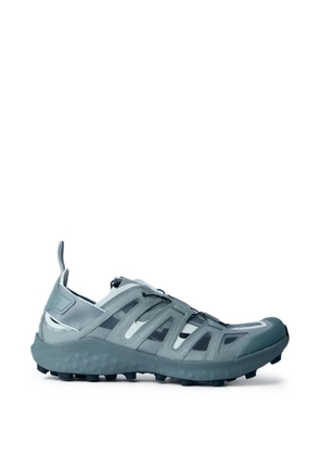 Salomon Udara logo-debossed sneakers - Blue