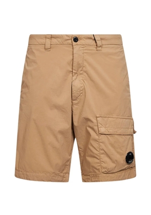 C.P. Company lens-detail cargo shorts - Neutrals