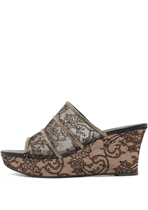 René Caovilla pre-owned 85mm lace-embellished wedge sandals - Black