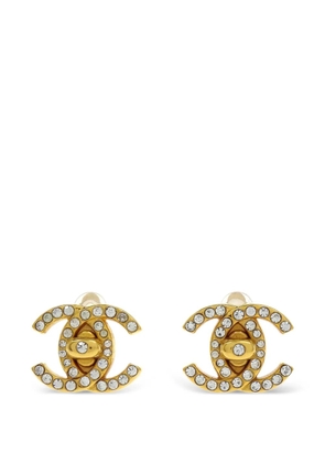 CHANEL Pre-Owned 1996 CC Turnlock rhinestone earrings - Gold