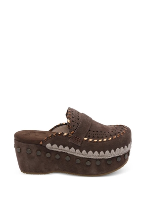 Mou laser-cut studded suede mules - Brown