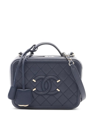 CHANEL Pre-Owned 2019 Filigree CC-logo matelasse vanity shoulder bag - Blue