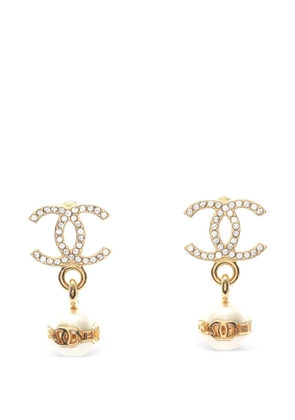 CHANEL Pre-Owned 1986-1988 Coco Mark earrings - Gold