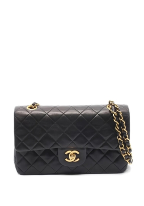 CHANEL Pre-Owned 1994~1996 matelassé flap cross body bag - Black