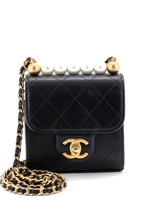 CHANEL Pre-Owned Chic Pearls Flap Clutch with Chain Quilted Goatskin Mini crossbody bag - Black