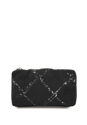 CHANEL Pre-Owned 2000-2002 Old Travel Line Nylon pouch - Black