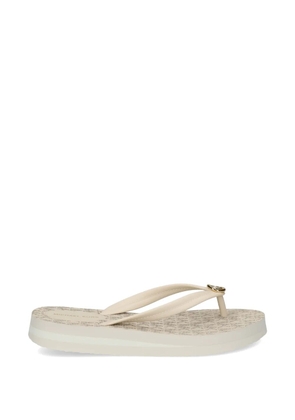 Michael Michael Kors Posie logo charm flip flops - Neutrals
