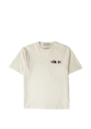 District Vision logo T-shirt - Neutrals