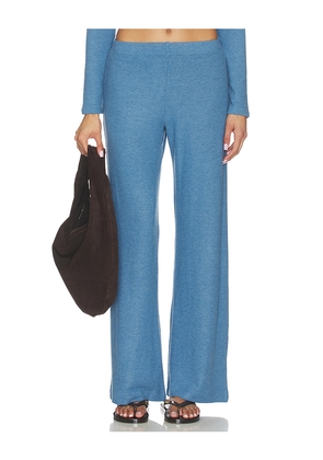 LESET Lauren Wide Leg Pant in Blue. Size XS. Also in S, M, L, XL.