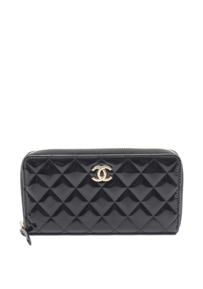 CHANEL Pre-Owned 2020~2021 matelasse leather wallet - Black