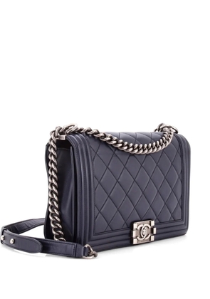 CHANEL Pre-Owned Boy Flap Bag Quilted Calfskin New Medium shoulder bag - Blue