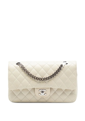 CHANEL Pre-Owned 2006-2008 Medium Classic Lambskin Bijoux Chain Double Flap shoulder bag - White
