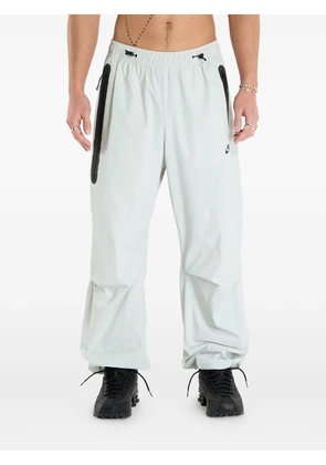 Nike logo elasticated-waistband track pants - Grey