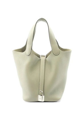 Hermès Pre-Owned 2023 PM Picotin Lock clemence leather tote bag - Green