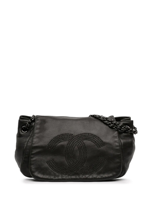 CHANEL Pre-Owned 2008-2009 Lambskin Studded CC Accordion Flap shoulder bag - Black