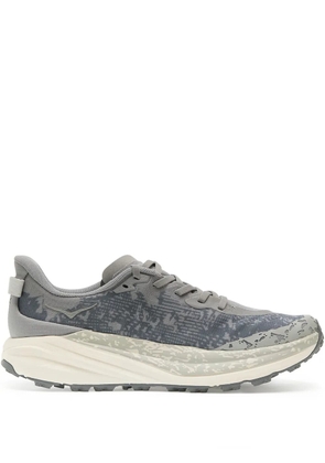 HOKA Speedgoat 6 Vibram®-sole sneakers - Grey