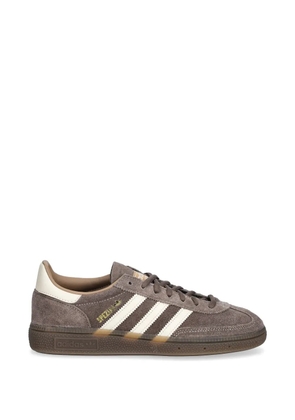 adidas three-stripe lace-up sneakers - Brown