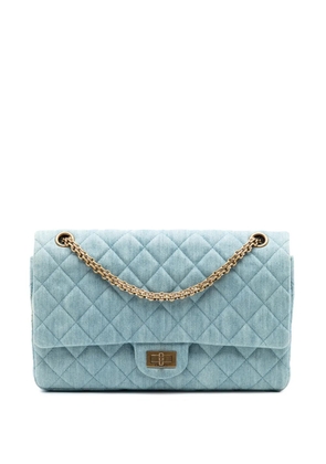 CHANEL Pre-Owned 2016-2017 Quilted Denim Reissue 2.55 Double Flap 226 shoulder bag - Blue