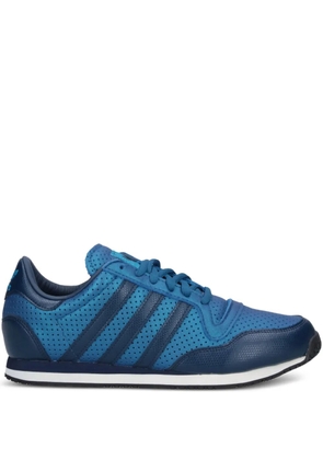 adidas perforated-detail sneakers - Blue