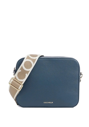Coccinelle small Tebe logo-strap shoulder bag - Blue