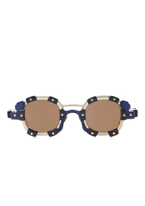 Kuboraum square studded sunglasses - Blue